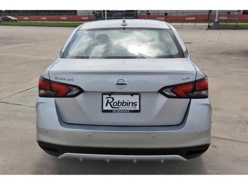 2021 Nissan Versa 1.6 SV