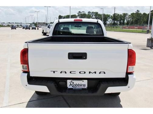 2017 Toyota Tacoma SR