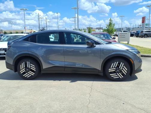 Gun Metallic 2026 Nissan Leaf SV+