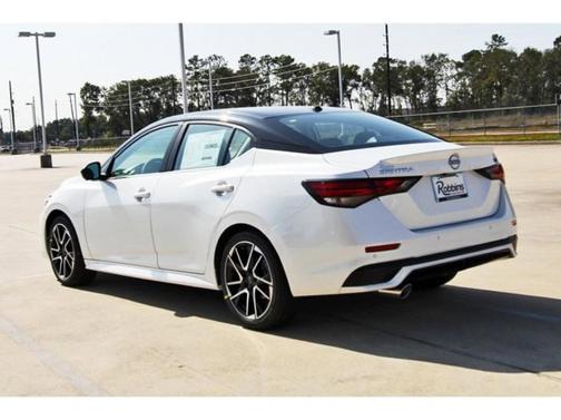 2025 Nissan Sentra SR