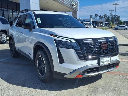 Everest White P 2026 Nissan Pathfinder Rock Creek