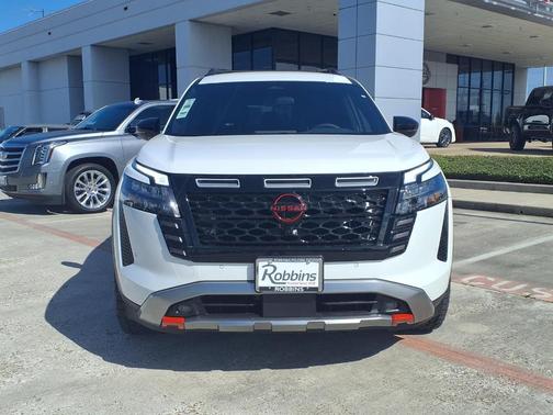 Everest White P 2026 Nissan Pathfinder Rock Creek