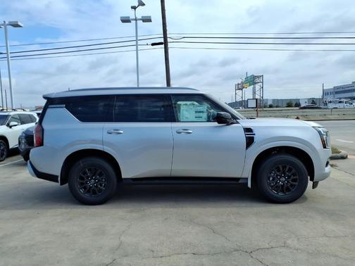 2026 Nissan Armada SV