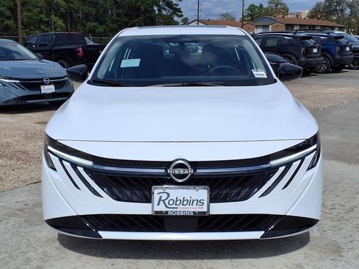 Cloud White 2026 Nissan Sentra SV