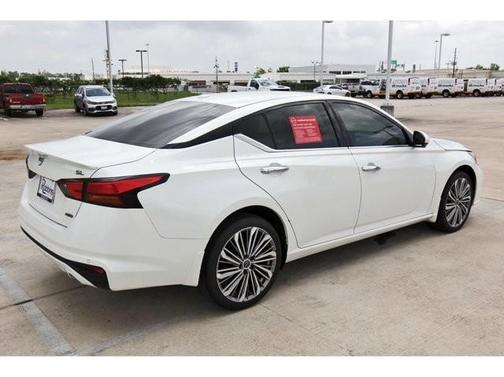 2024 Nissan Altima 2.5 SL