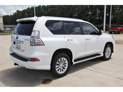 2023 Lexus GX 460 Base