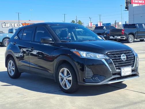 2024 Nissan Kicks S
