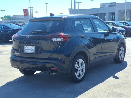 2024 Nissan Kicks S