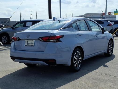 2025 Nissan Versa 1.6 SV