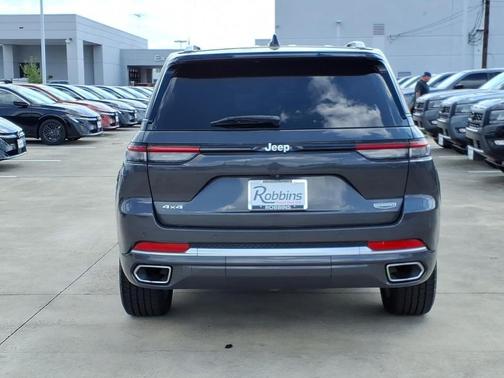 2024 Jeep Grand Cherokee Summit