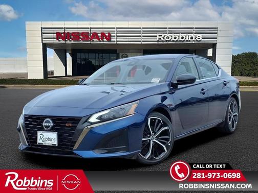Deep Blue Pearl 2024 Nissan Altima 2.5 SR