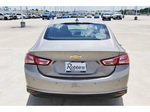 2024 Chevrolet Malibu 2LT