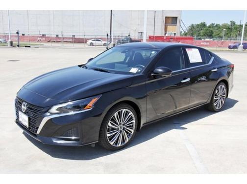 2024 Nissan Altima 2.5 SL