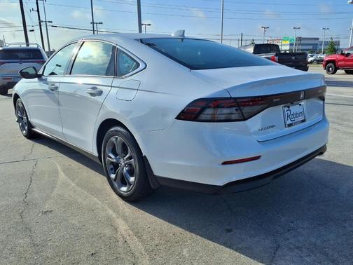 Platinum White Pearl 2023 Honda Accord EX