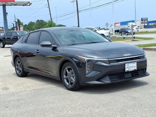Gray 2025 Kia K4 LX