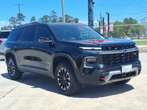 Mosaic Black Metallic 2025 Chevrolet Traverse Z71