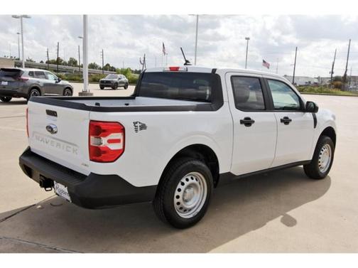 2024 Ford Maverick XL