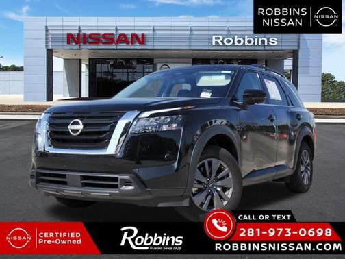 2024 Nissan Pathfinder SV