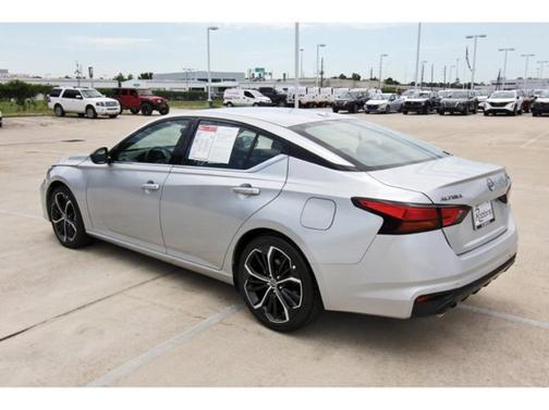 2023 Nissan Altima 2.5 SR