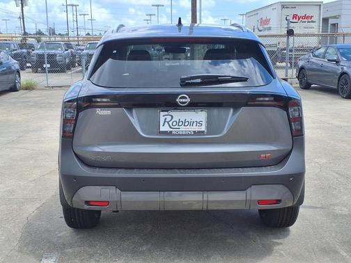 Gun Metallic 2026 Nissan Kicks SR