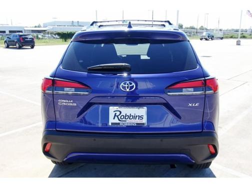 2024 Toyota Corolla Cross XLE