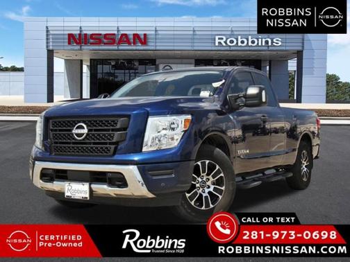 2023 Nissan Titan SV