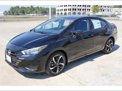 2025 Nissan Versa 1.6 SR