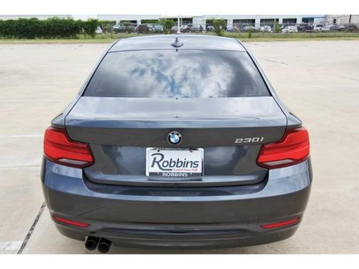2018 BMW 230 i