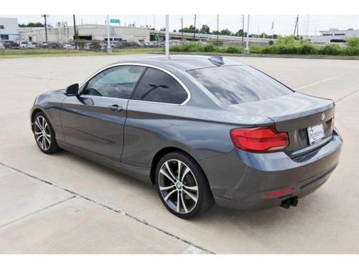 2018 BMW 230 i