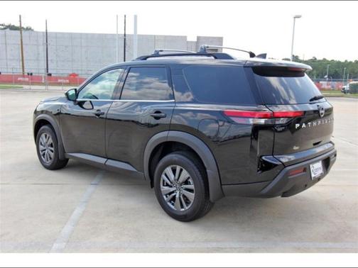 Black 2025 Nissan Pathfinder SV