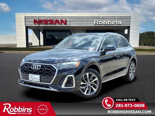Mythos Black Metallic 2024 Audi Q5 45 S line quattro Premium