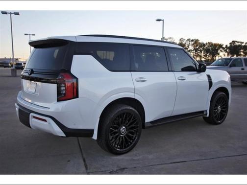 2026 Nissan Armada SV