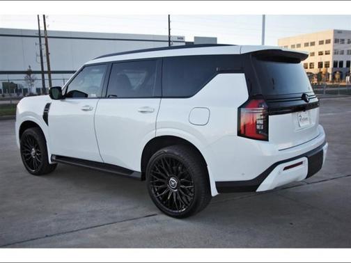 2026 Nissan Armada SV
