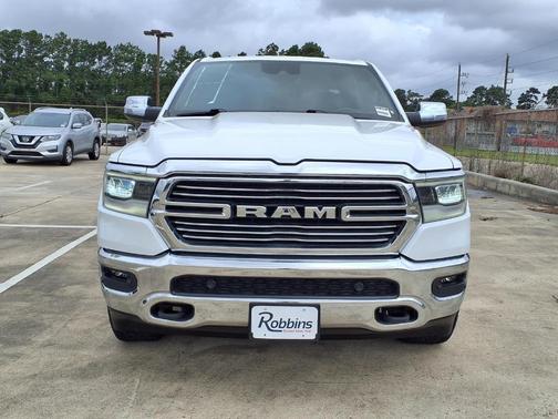 Bright White Clearcoat 2023 RAM 1500 Laramie