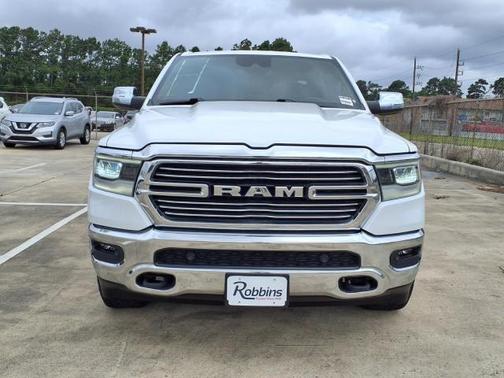 Bright White Clearcoat 2023 RAM 1500 Laramie