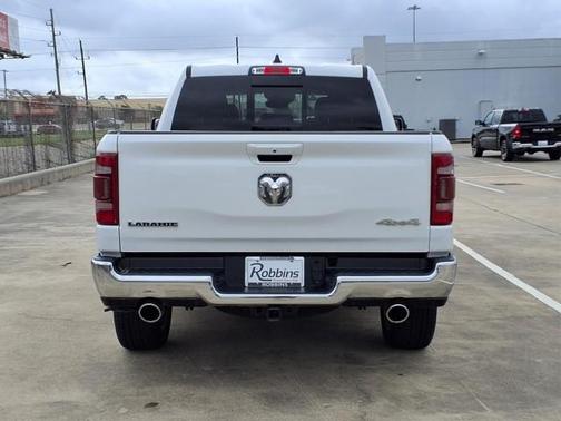 Bright White Clearcoat 2023 RAM 1500 Laramie