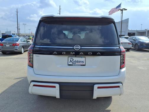 2026 Nissan Armada SV