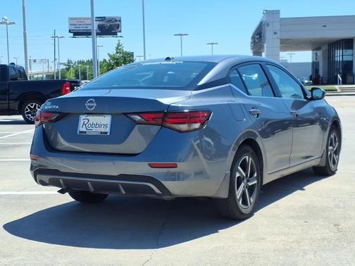 Gun Metallic 2025 Nissan Sentra SV