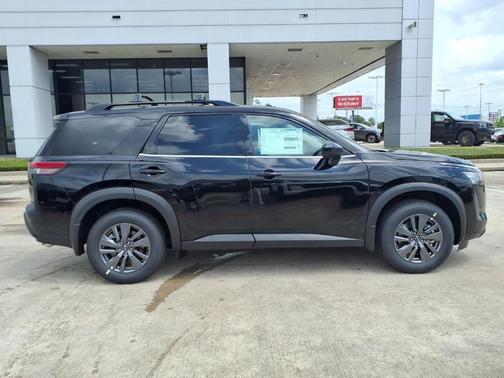 Black 2026 Nissan Pathfinder SV