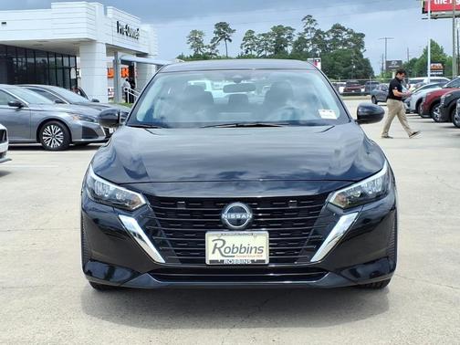 Black 2025 Nissan Sentra SV