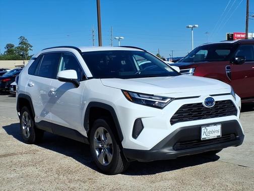 2024 Toyota RAV4 Hybrid LE