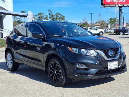 2022 Nissan Rogue Sport S