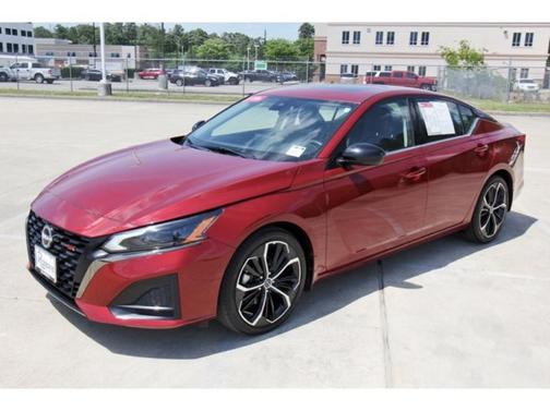 2024 Nissan Altima 2.5 SR