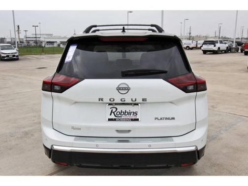 2025 Nissan Rogue Platinum