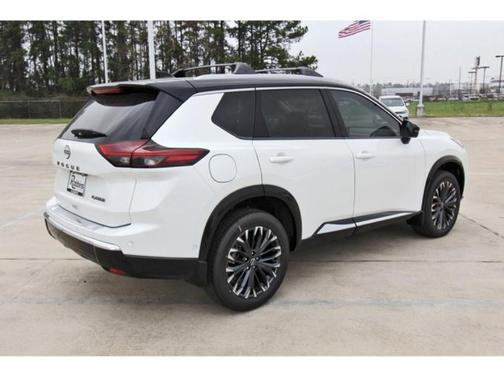 2025 Nissan Rogue Platinum