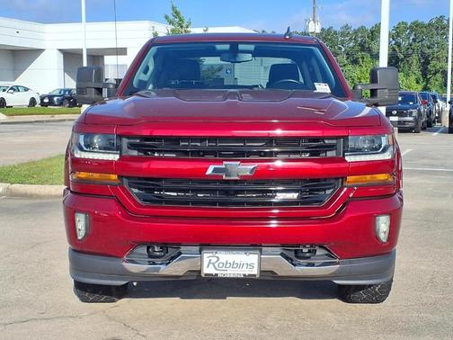 Cajun Red Tintcoat 2018 Chevrolet Silverado 1500 LT