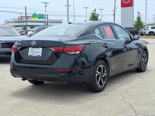 Black 2025 Nissan Sentra SV