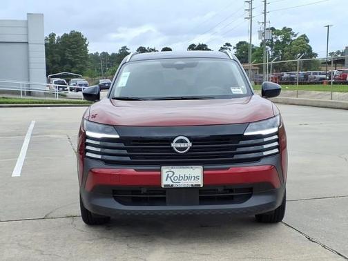 2t Red Blk Roof 2026 Nissan Kicks SV