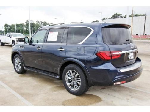 2022 INFINITI QX80 Luxe