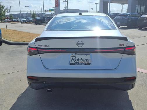 2026 Nissan Sentra SR